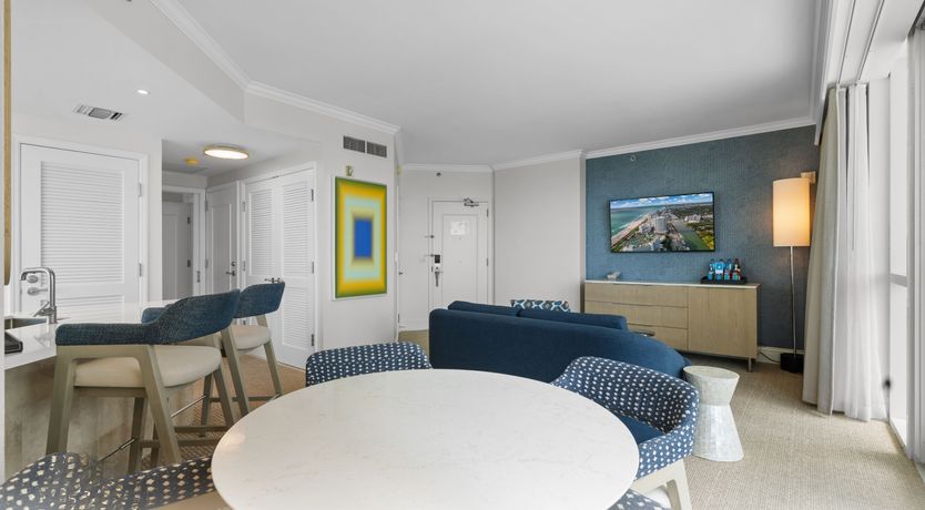 Photo of Drifting on the Ocean