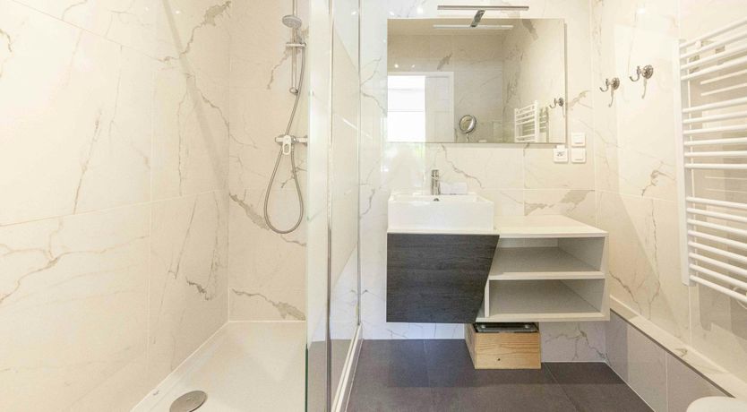 Photo of Harbour & Pearl