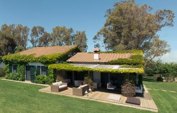 The Tuscan Shore Holiday Home