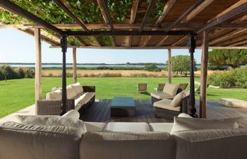 Terra Rossa Holiday Home