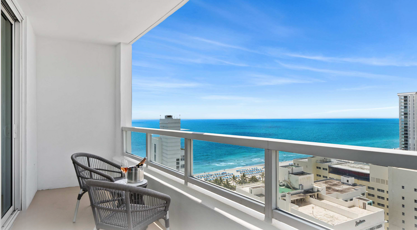 Photo of Ultramarine Oasis