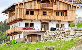 Photo of Almchalet Zillertal Apartment 2