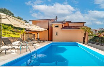 Matej Holiday Home