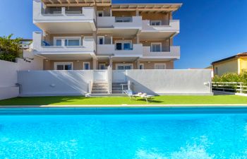 Attico Sunset Breeze Apartment 5 Holiday Home