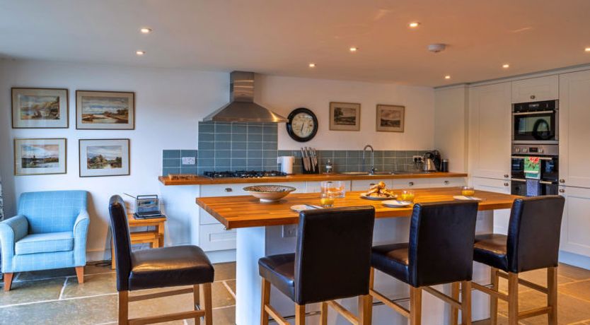 Photo of Lower Netherdowns