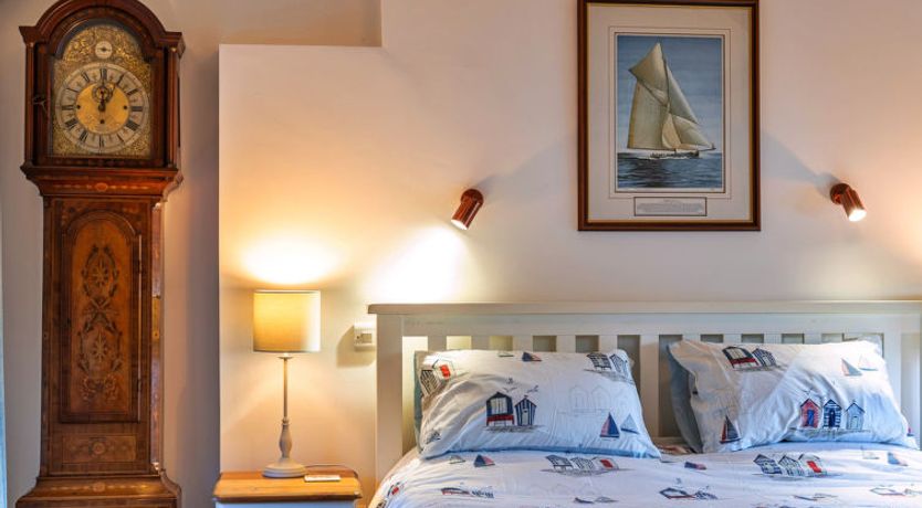 Photo of Lower Netherdowns