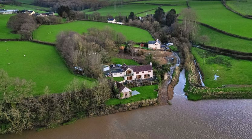 Photo of Lower Netherdowns