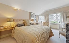 Photo of Regents Views