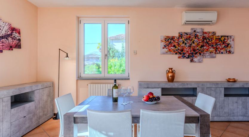 Photo of Alex Apartment 2