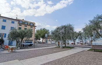 Sul Lago Holiday Home