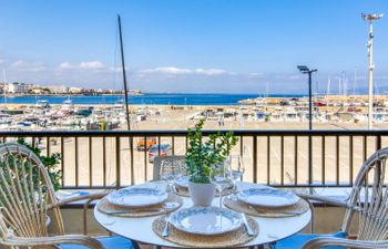 Port L'escala Apartment 7 Holiday Home