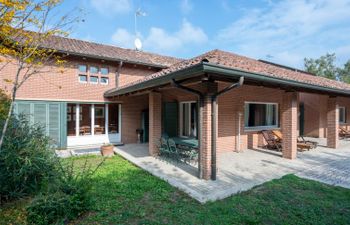 Cecilia Holiday Home