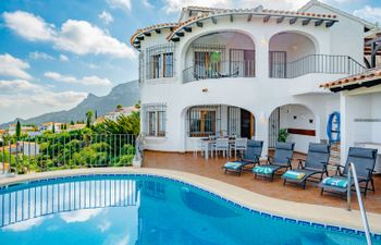 Ticasa Holiday Home
