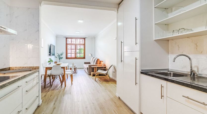 Photo of Yubal III Apartment 3