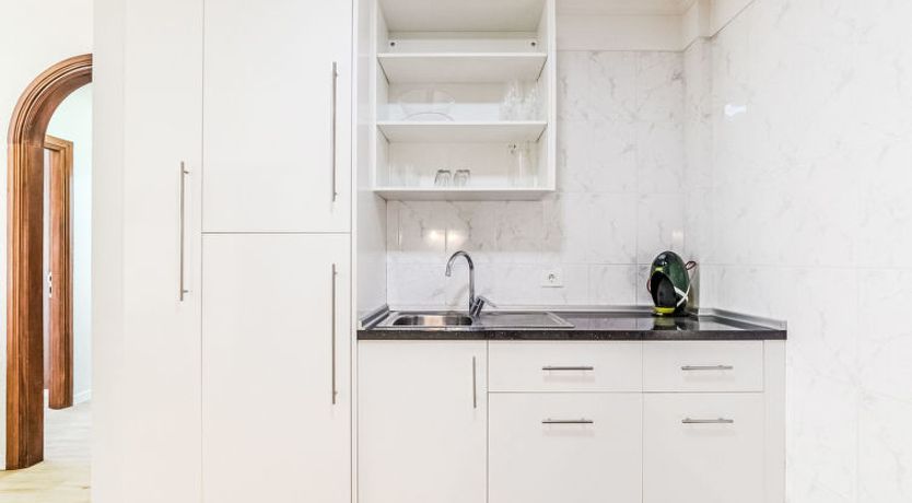 Photo of Yubal III Apartment 3