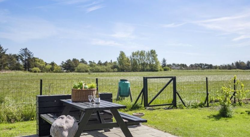 Photo of "Herwarth" - 400m from the sea