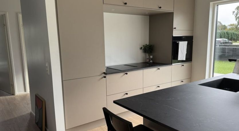 Photo of "Barnet" - 180m to the fjord