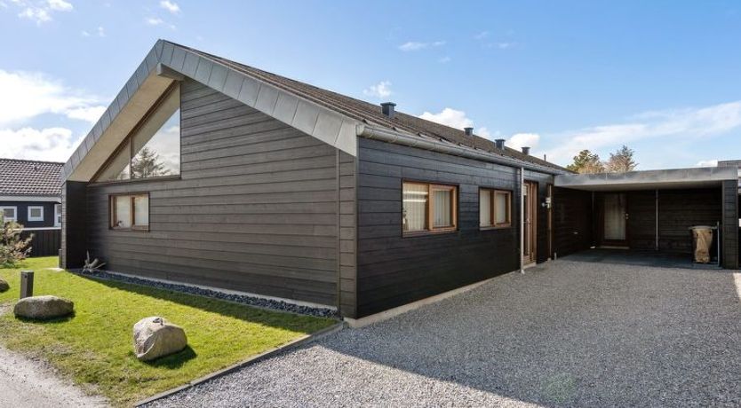 Photo of "Aaran" - 700m from the sea