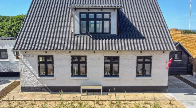 Photo of "Alberta" - 50m from the sea