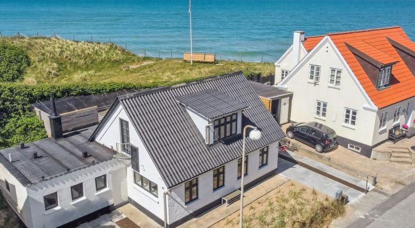 Photo of "Alberta" - 50m from the sea