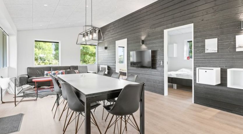 Photo of "Harri" - 400m from the sea