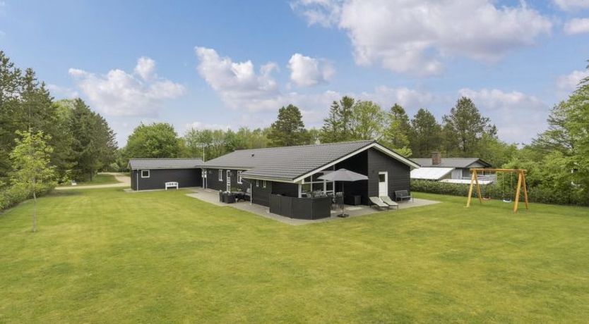 Photo of "Gardi" - 14km from the sea