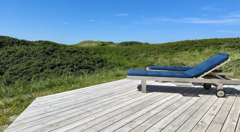 Photo of "Annaliese" - 175m from the sea