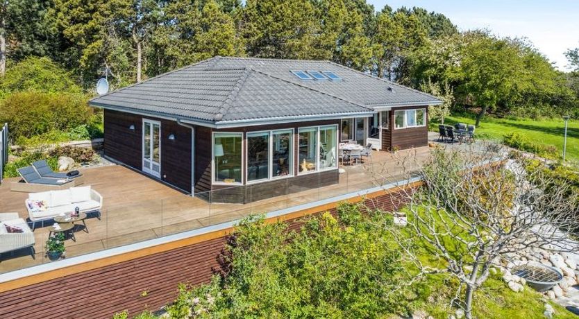 Photo of "Sahid" - 20m from the sea