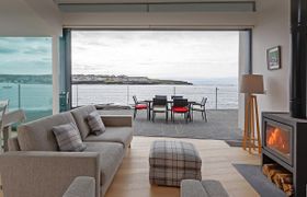 Photo of in-the-sea-at-kilkee-wsune