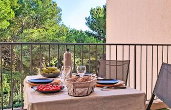 Le Luberon Loisirs Apartment 3 Holiday Home