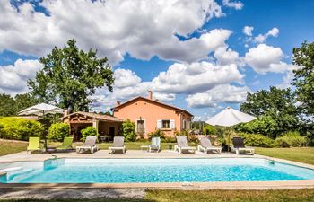 Les Ocres Holiday Home