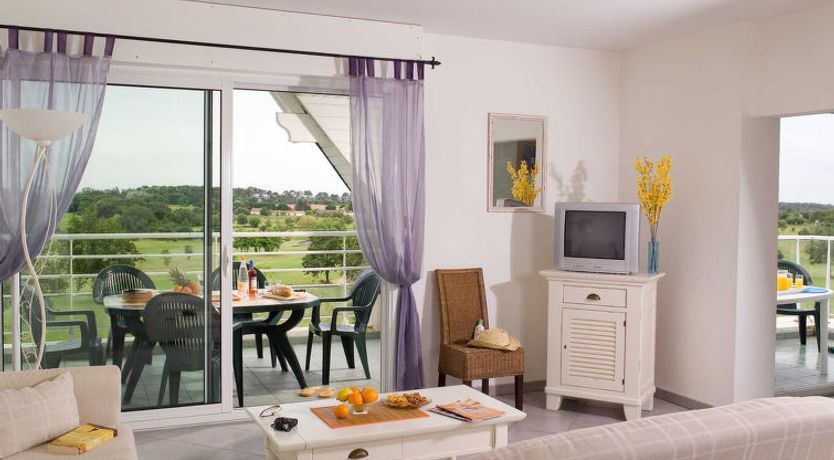 Photo of Le Domaine de Fontenelles Apartment 2