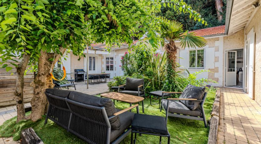 Photo of Côté Bassin