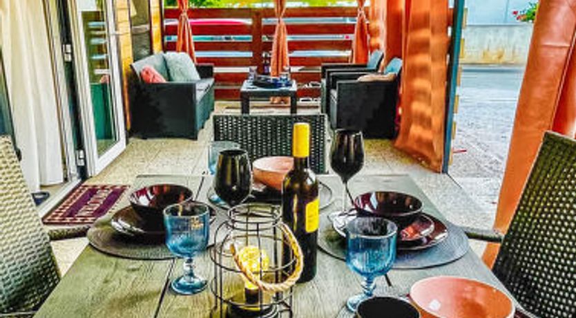 Photo of Hosekra Hišica