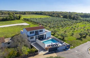 Villa Tiamo Holiday Home