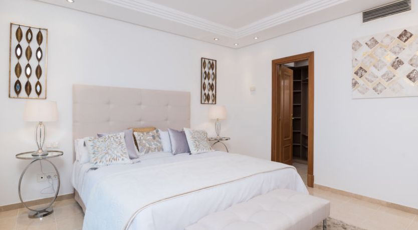 Photo of Perla Blanca