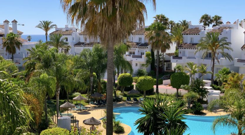 Photo of Perla Blanca