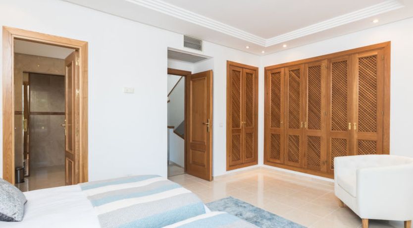 Photo of Perla Blanca