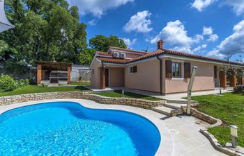 Gardenia Holiday Home