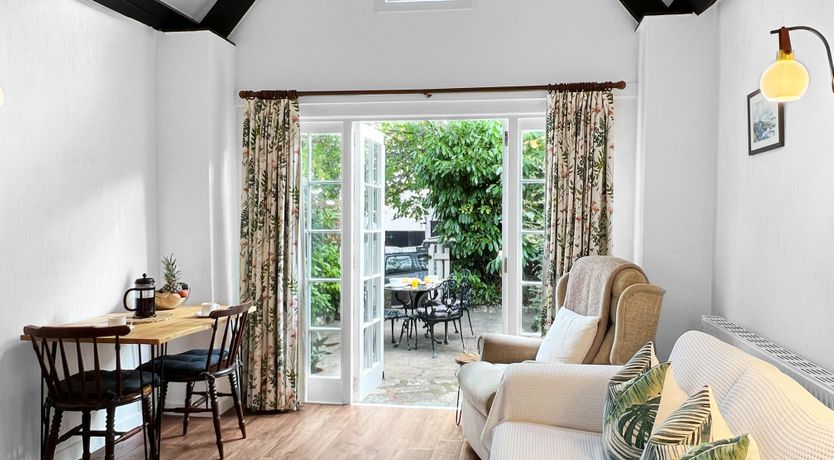 Photo of Old Coach House, Ellicombe