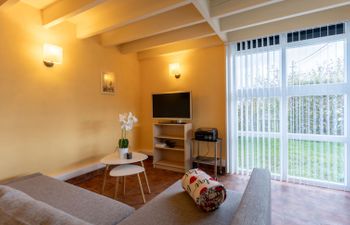 Polderzicht Holiday Home