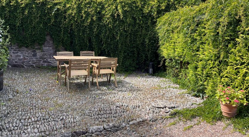 Photo of Grooms Cottage, Ellicombe