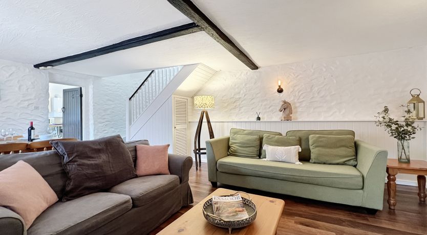 Photo of Grooms Cottage, Ellicombe