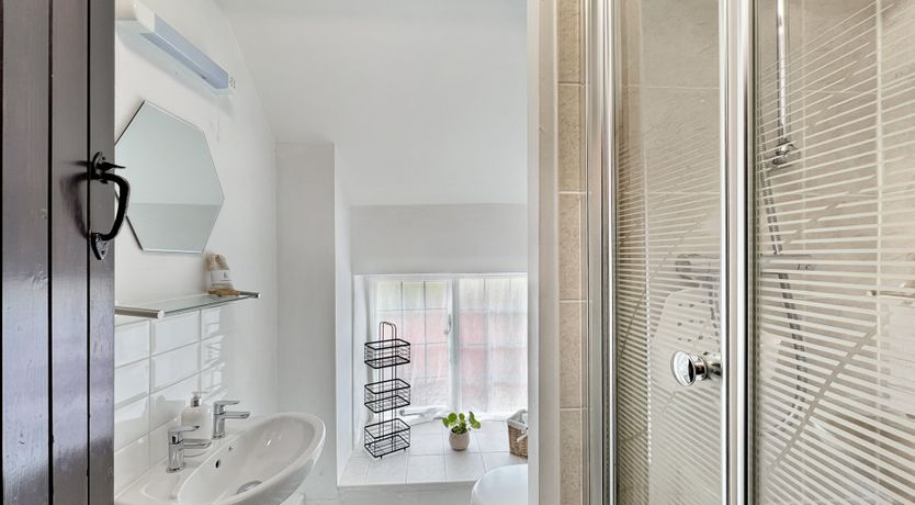 Photo of Grooms Cottage, Ellicombe