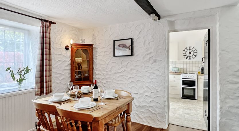 Photo of Grooms Cottage, Ellicombe