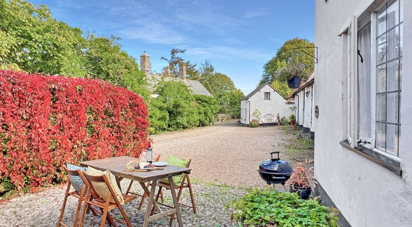 Photo of Grooms Cottage, Ellicombe