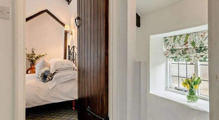 Photo of Grooms Cottage, Ellicombe