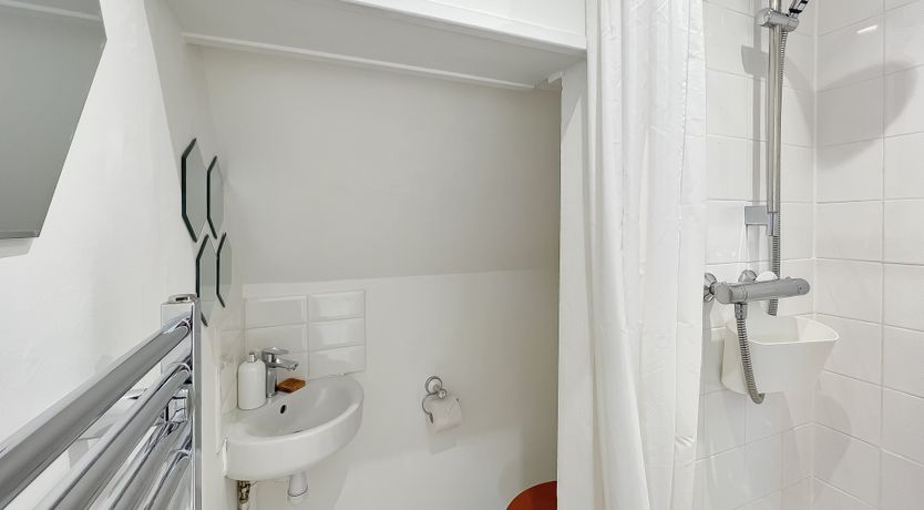 Photo of Chapel Cottage, Ellicombe