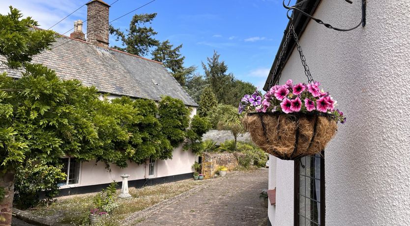 Photo of Stables Cottage, Ellicombe