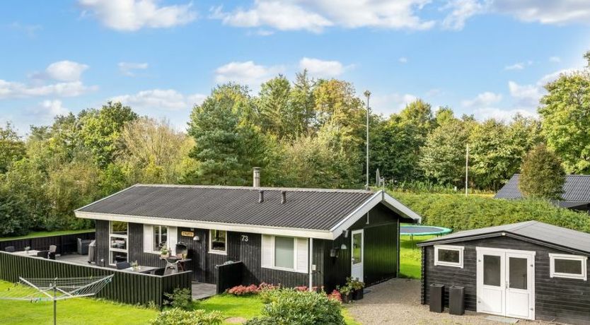 Photo of "Vilhelm" - 10km from the sea